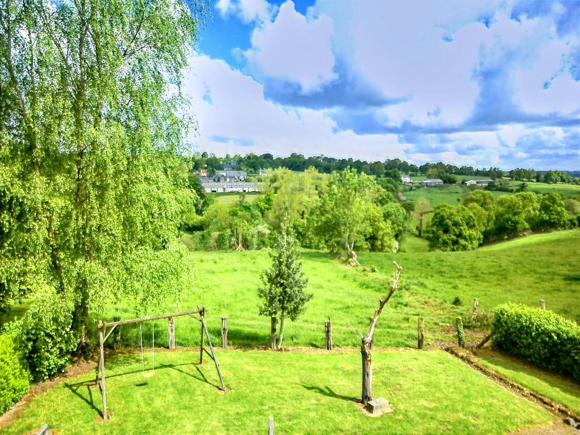 Holiday Home Close To Normandy Montaigu-les-Bois Εξωτερικό φωτογραφία